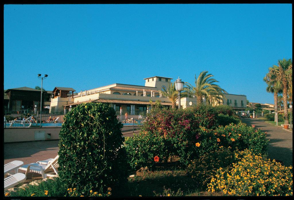 Igv Club Baia Samuele Hotell Sampieri Exteriör bild