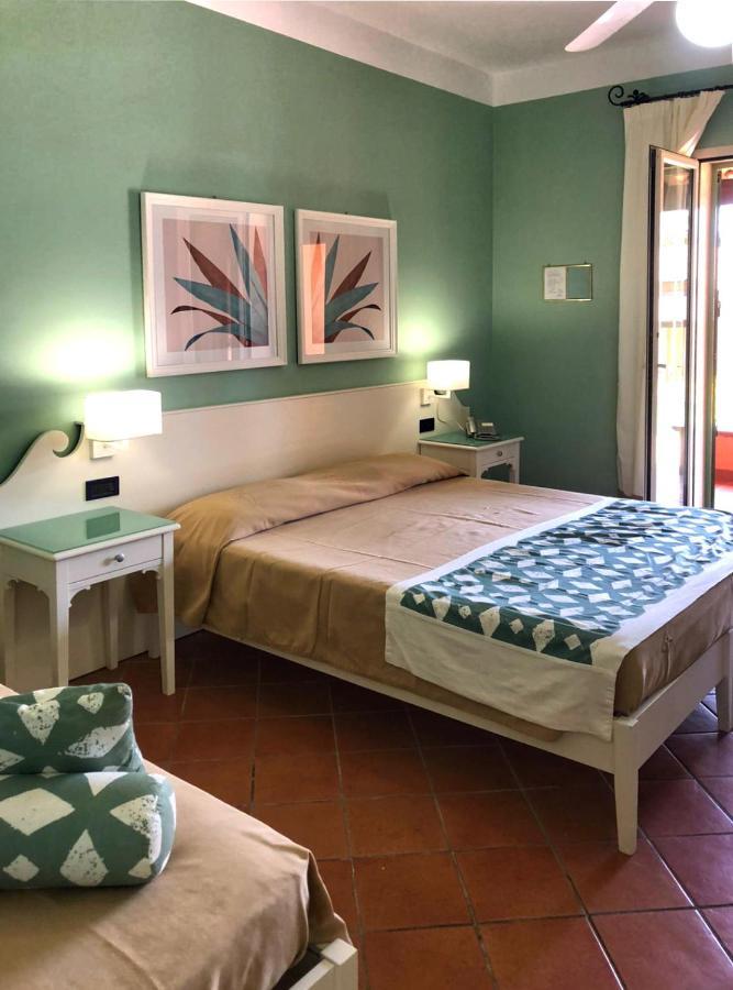Igv Club Baia Samuele Hotell Sampieri Exteriör bild