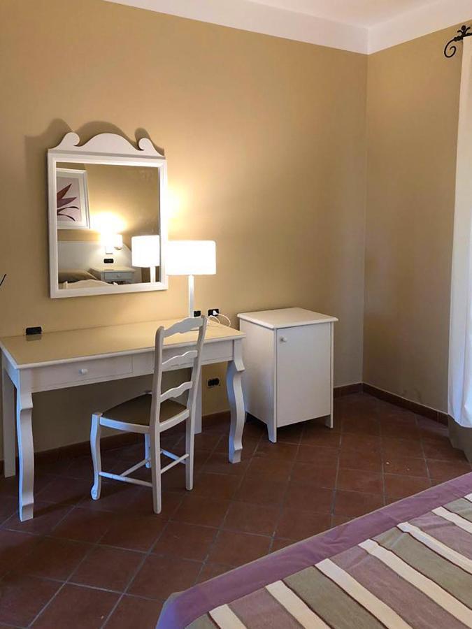 Igv Club Baia Samuele Hotell Sampieri Exteriör bild