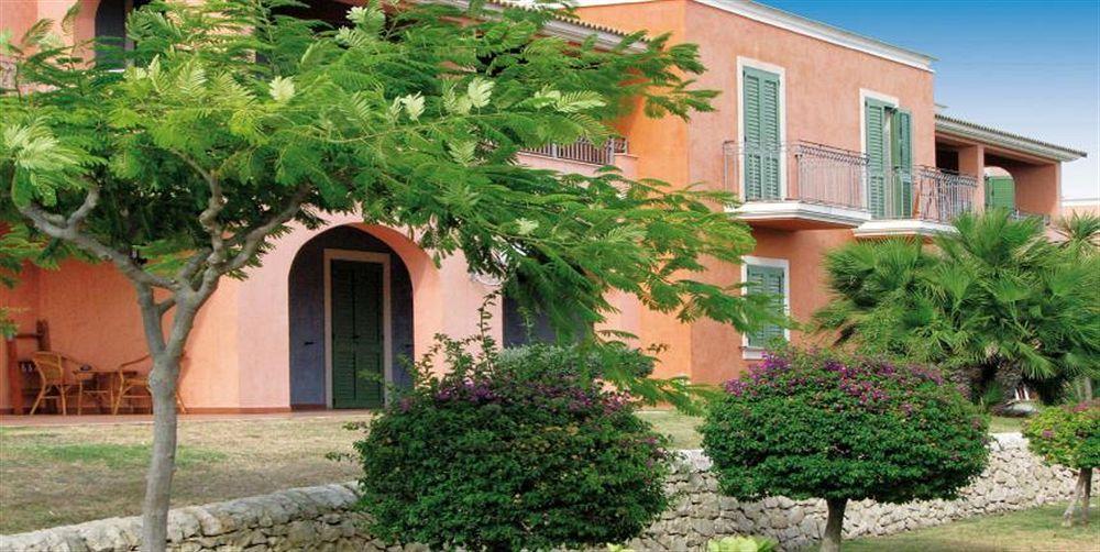 Igv Club Baia Samuele Hotell Sampieri Exteriör bild
